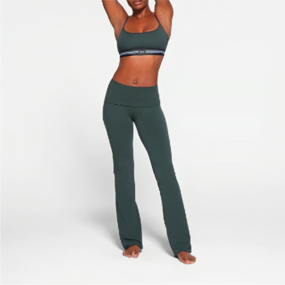 SKIMS Pants - SKIMS Ribbed Foldover Pants Green Wide Leg Lounge Yoga Casual Women’s Size L